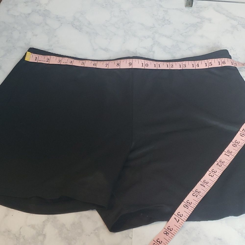 Score Soccer Shorts   - Picture 4 of 9
